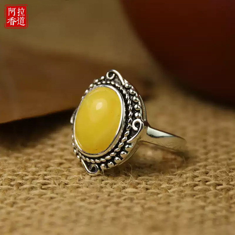 自然琥珀蜜蜡戒指精美鸡油黄手工指环男女情侣花形复古配饰品戒