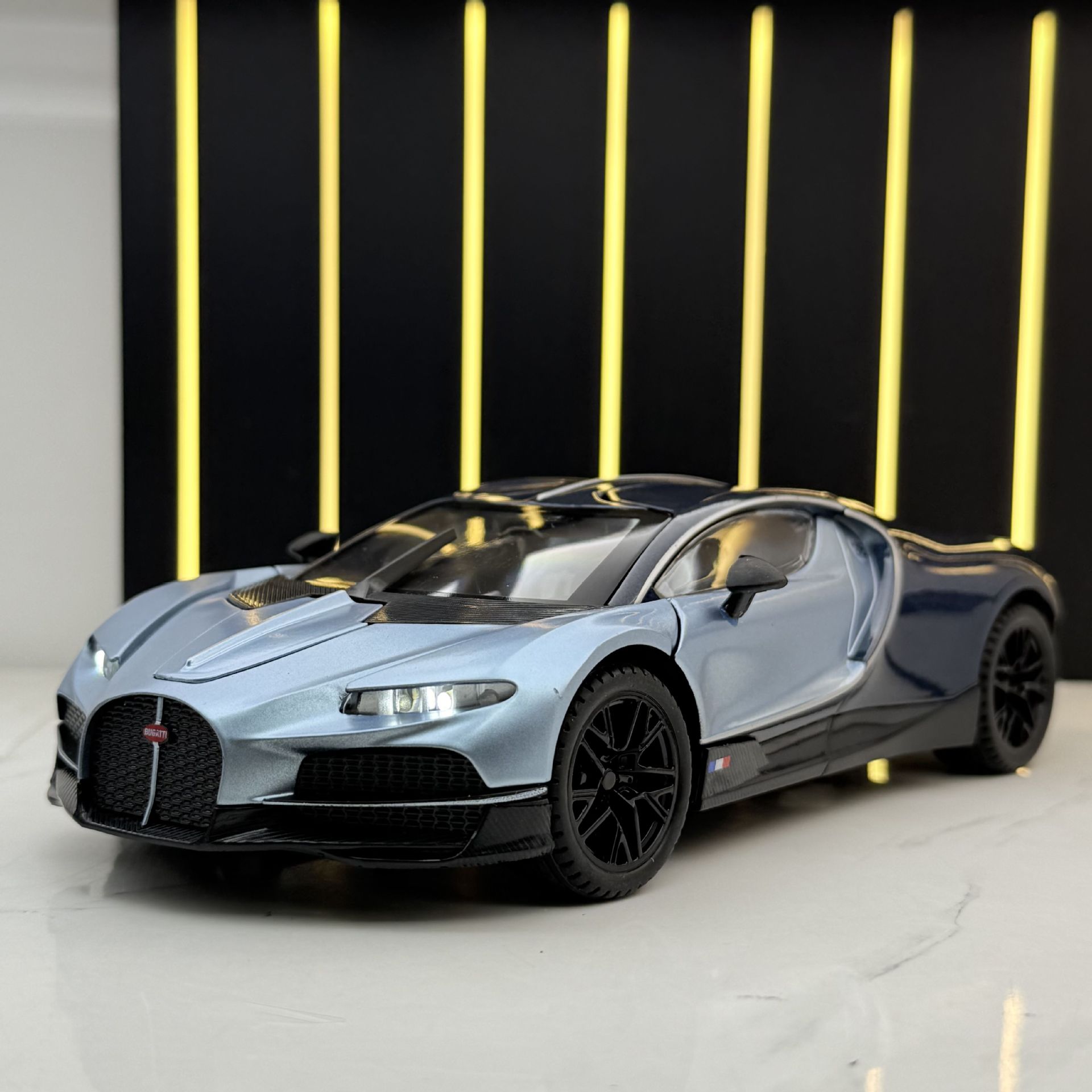 【DZ696】威丽合金车模1:24布加迪陀飞轮跑车声光回力儿童玩具模