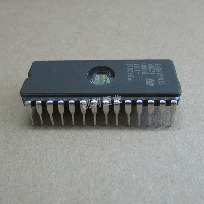 全新 M27C512-10F1 DIP28 陶瓷带窗口可擦除存储器 可直拍