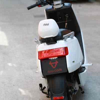 小牛n1s原厂原装后靠背 nqi uqi m1 m  us u  g1g2电动车尾箱配件