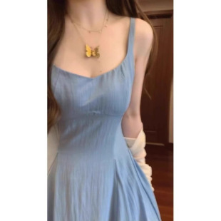 韩系温柔甜美气质海边度假风洋气蓝色吊带连衣裙女外搭晒套装