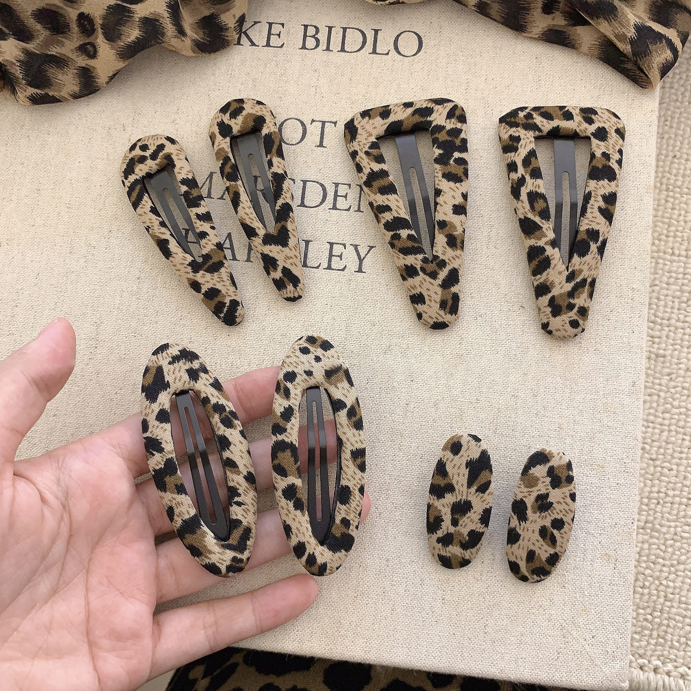 韩系豹纹BB夹早秋新款甜酷辣妹y2k布艺刘海夹碎发夹复古发饰头饰