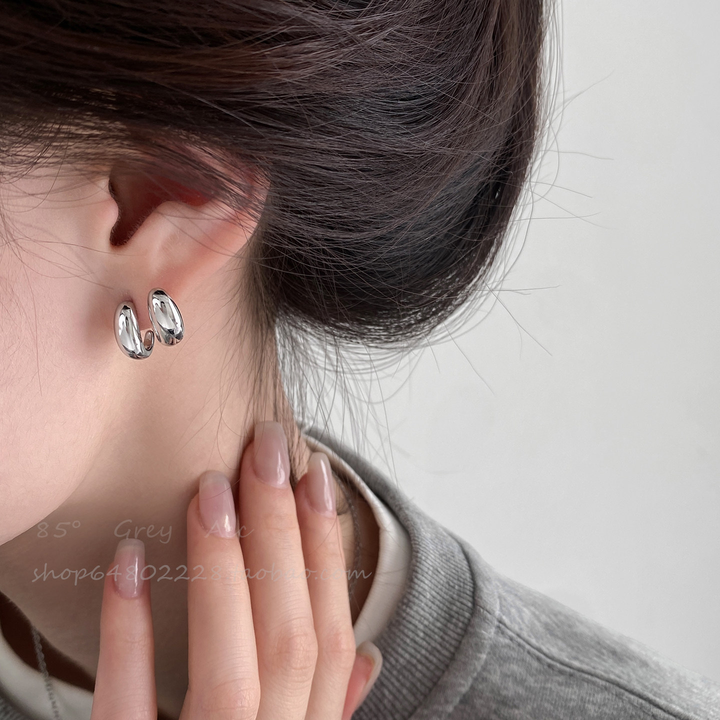 小众设计感耳环2026新款爆款独特耳钉高级感简约百搭气质金属耳饰