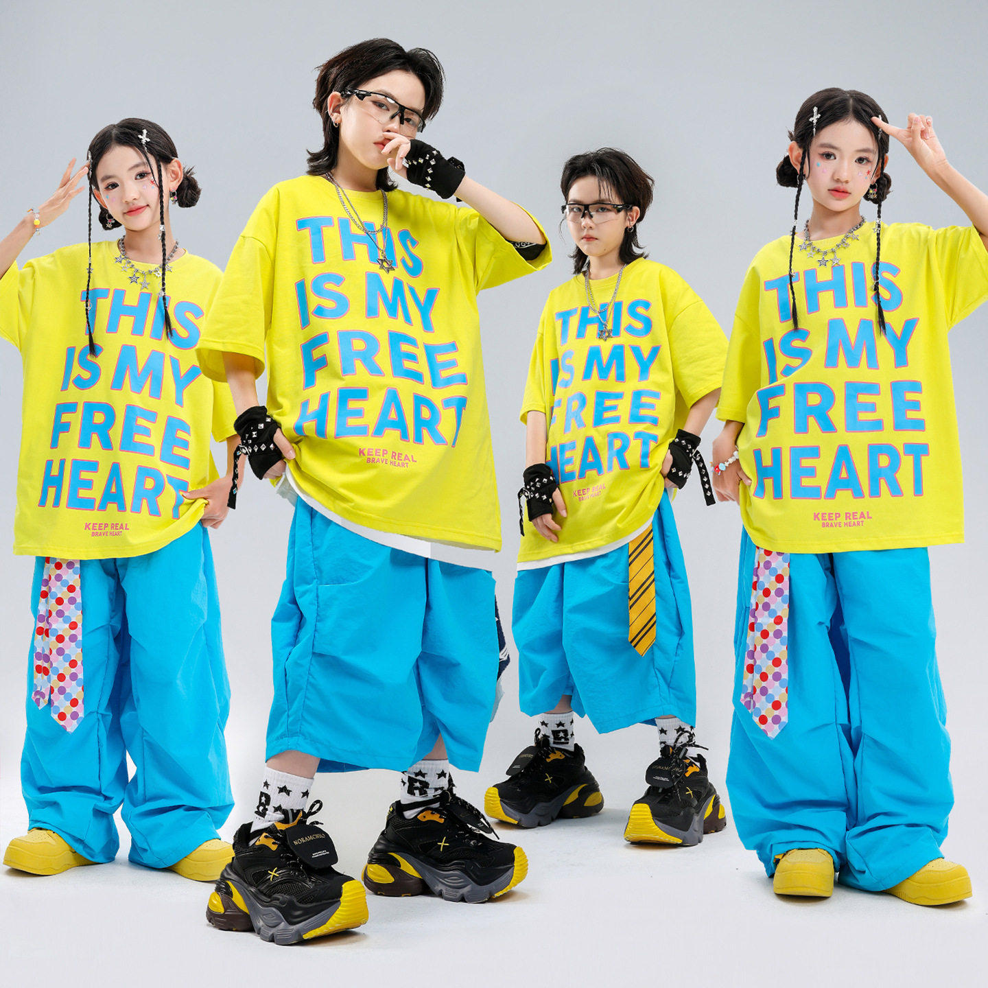 街舞儿童潮服男童架子鼓舞蹈嘻哈演出服小学生套装爵士舞表演服装