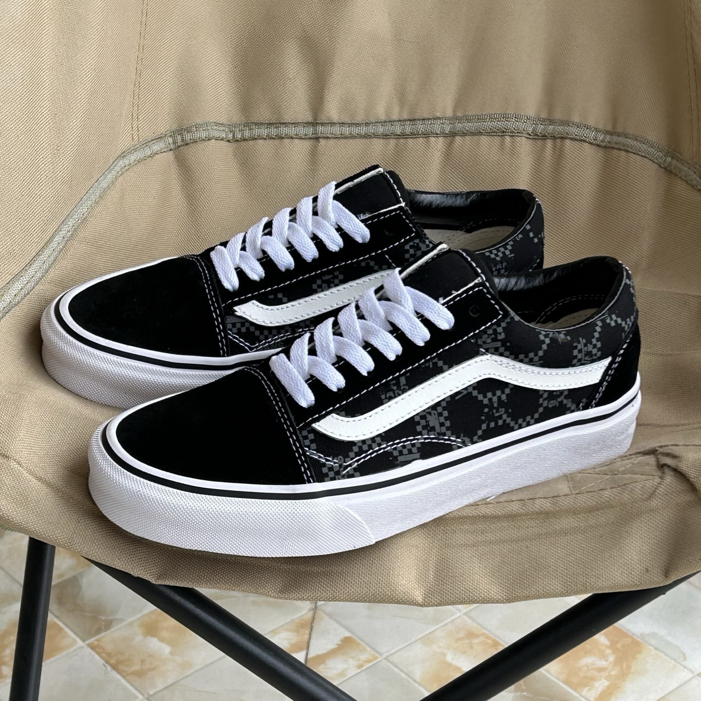 Old Skool 舒适百搭防滑经典黑白格子海军蓝低帮帆布板鞋男女同款