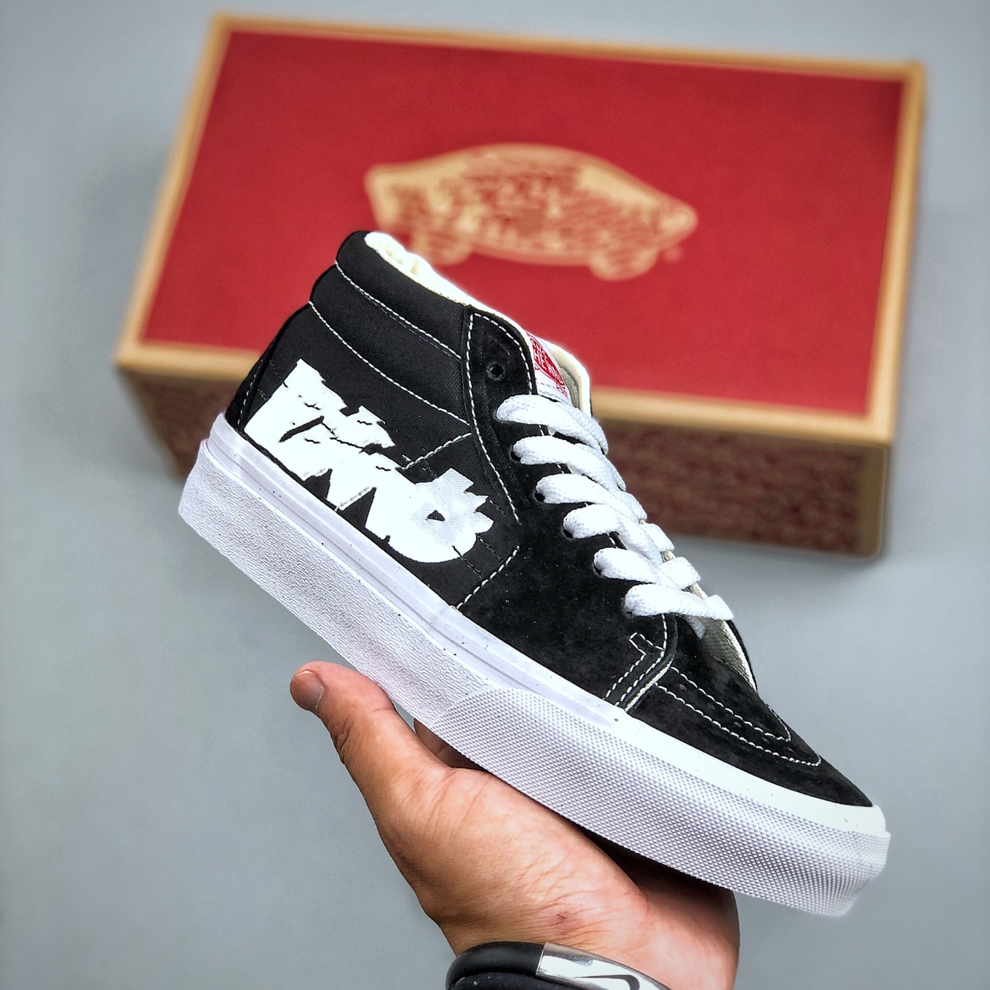 SK8 黑白色经典款中帮低帮休闲板鞋帆布鞋男女鞋VN0A4UUK6BT