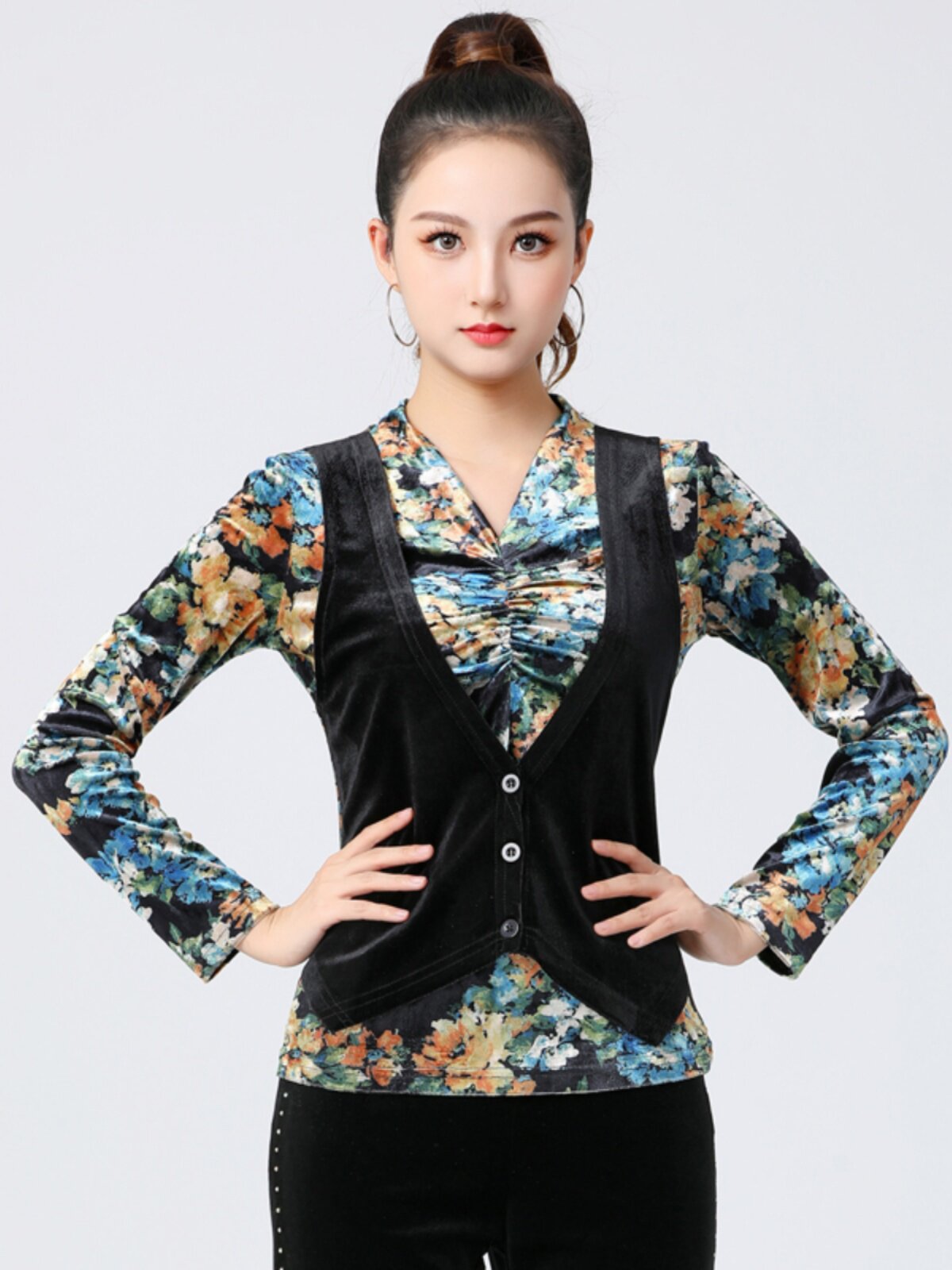 吉特巴舞蹈服新款秋冬假两件丝绒印花拉丁舞长袖新潮吉舞表演服装