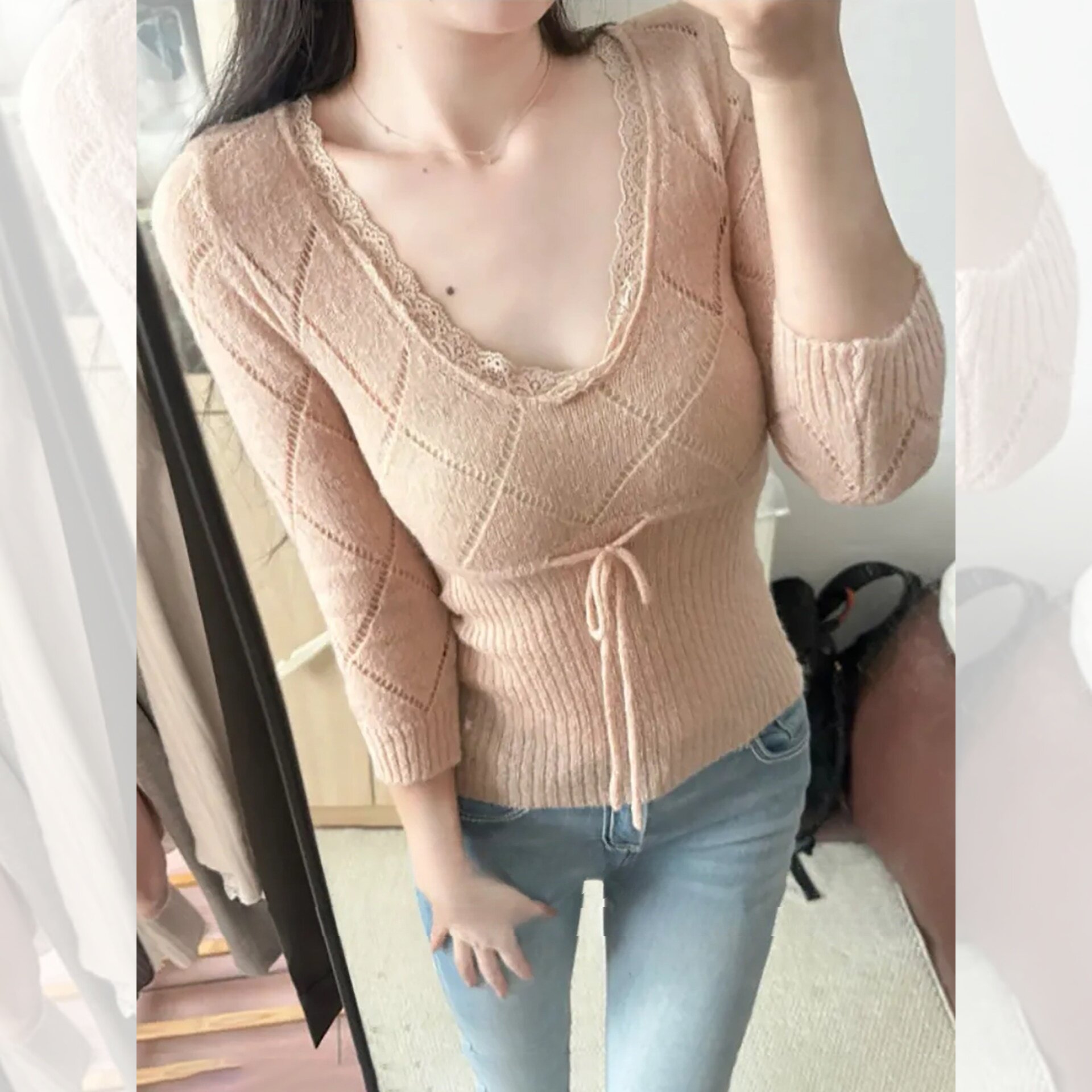 法式Doll感蕾丝V领修身针织衫图片