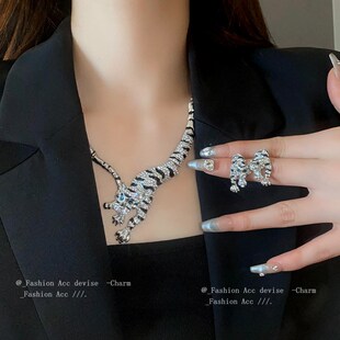 镶钻饰品女虎形项链个性夸张设计感锁骨链小众百搭滴油冷淡风