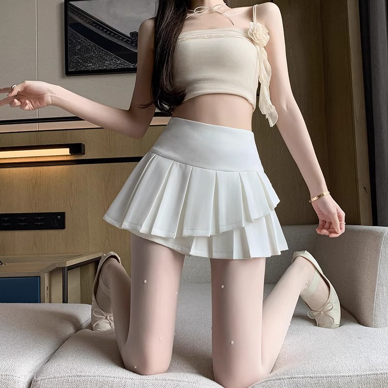 侧拉链不规则西装短裙裤女图片