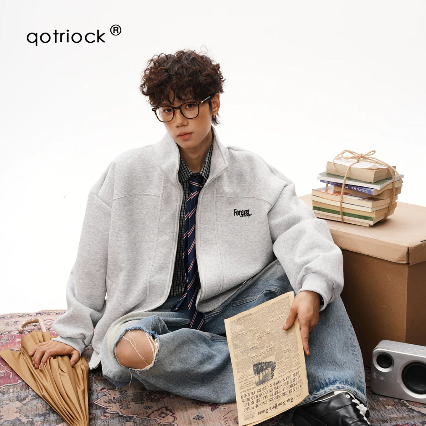 QOTRIOCK美式复古刺绣立领卫衣男图片