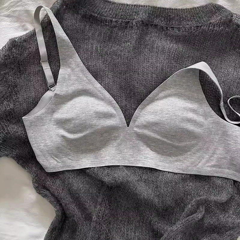 纯色大胸显小内衣女无痕隐形防下垂收副乳文胸美背夏季薄款女士
