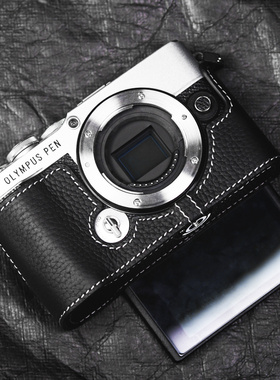 适用奥林巴斯PENF-EP7皮套EP2/EP3/EP5/EE系列真皮底座机身保护套