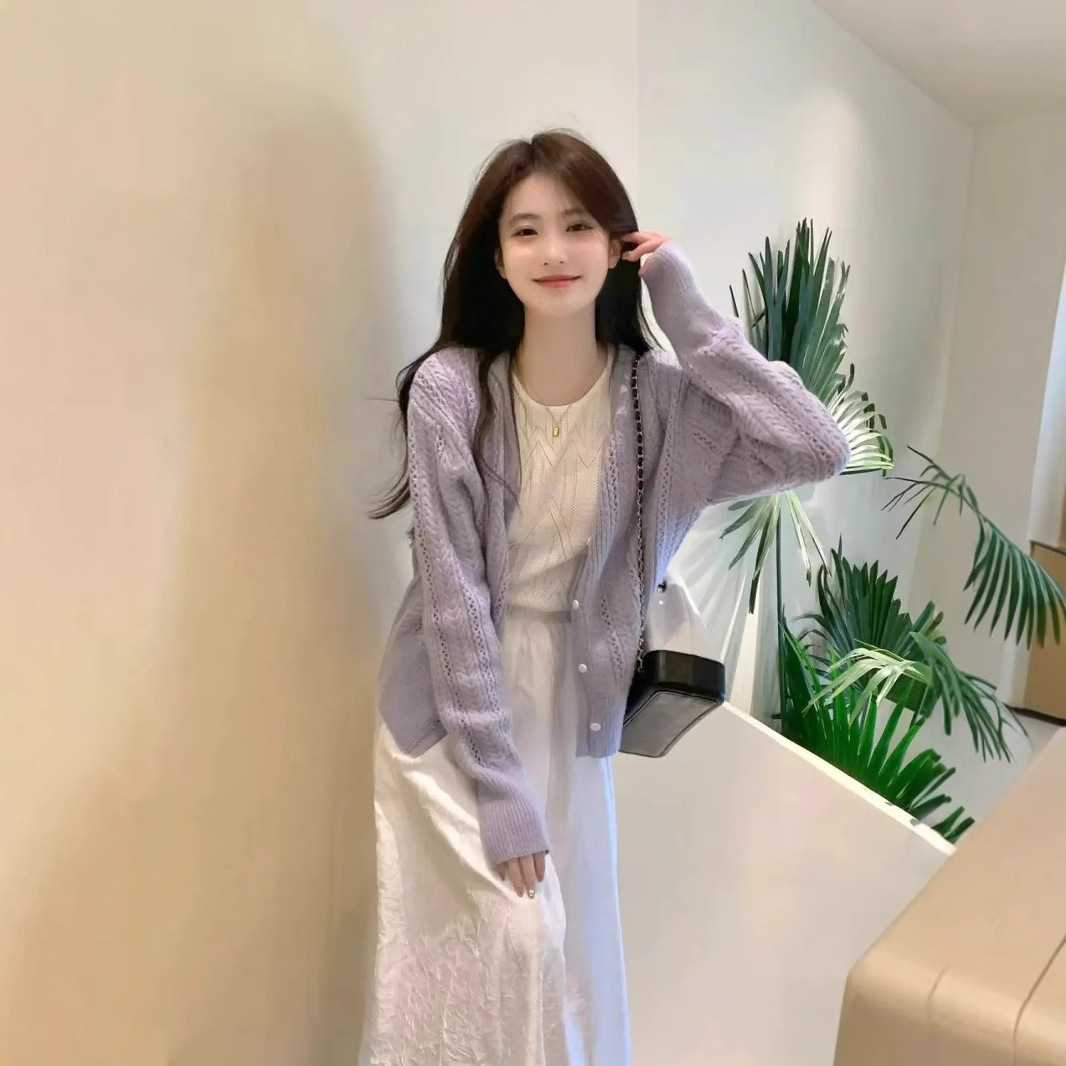 套装女2026春季无袖背心连衣裙修身长裙镂空针织开衫潮镂空设计