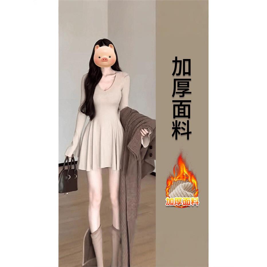 v领针织大衣内搭连衣裙女