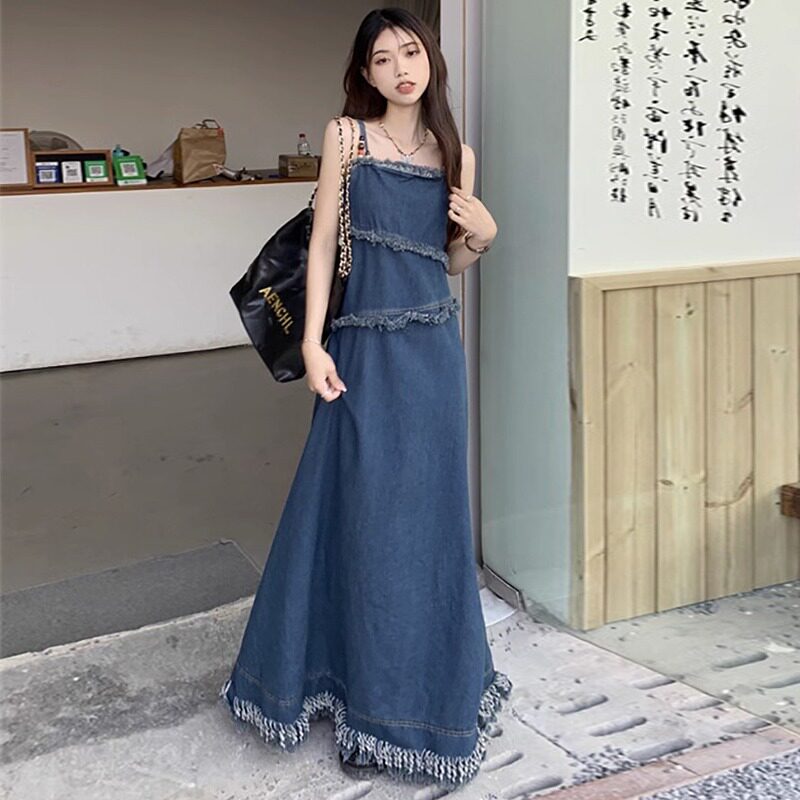 减龄气质中长款串珠牛仔背带裙女夏季新款大码收腰显瘦遮肉连衣裙图片