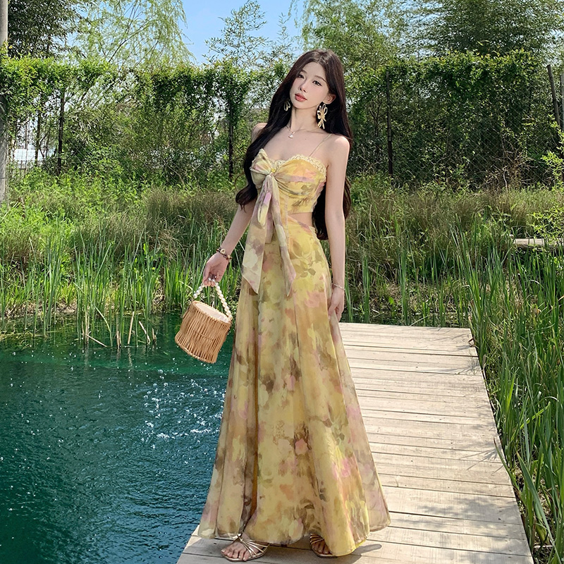 现货实拍黄色碎花吊带连衣裙长裙度假风含胸垫抹胸长裙印花裙子