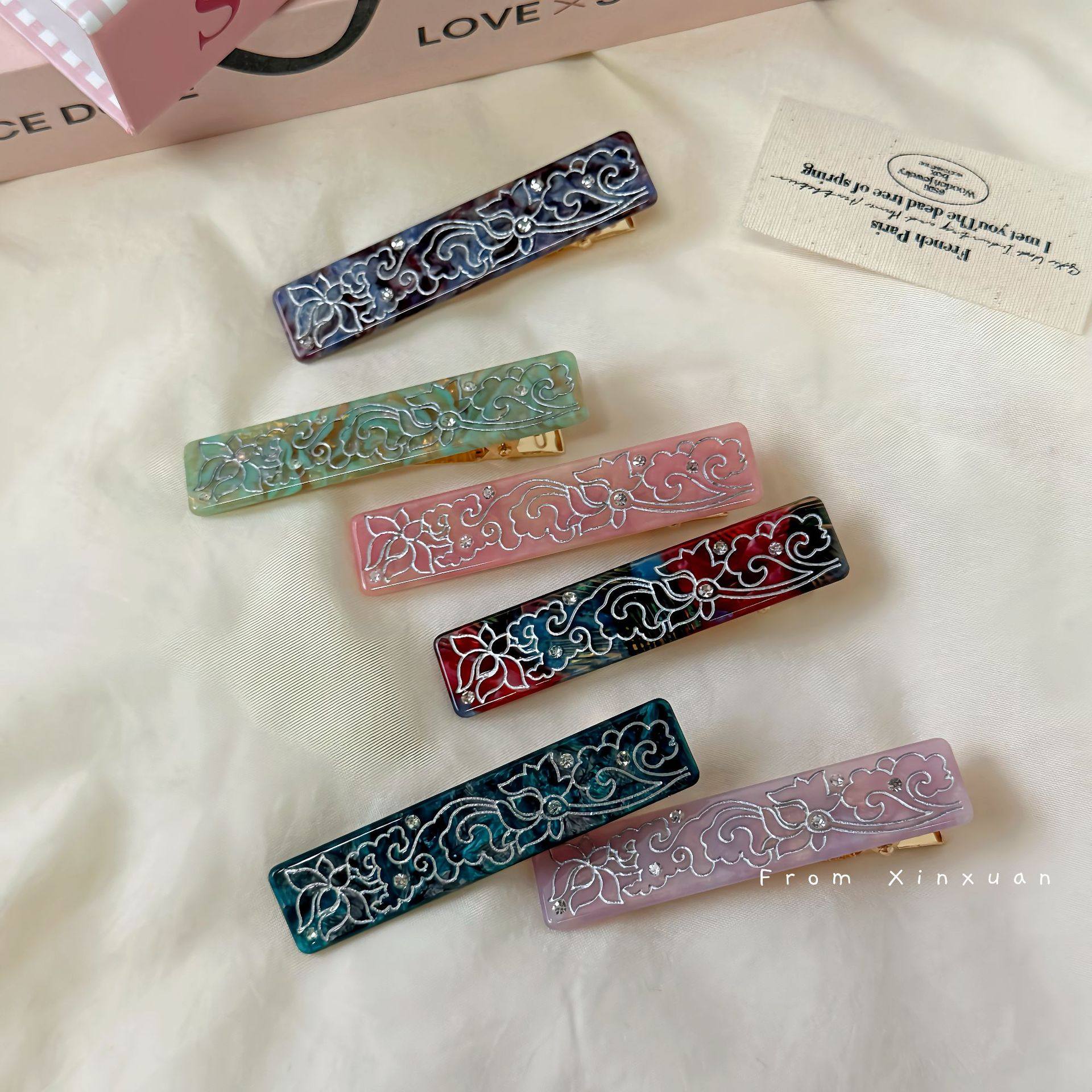 新中式荷花花纹水钻醋酸发夹复古国风鸭嘴夹侧边刘海碎发夹新款