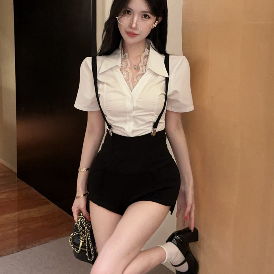 纯欲性感V领气质甜辣妹蕾