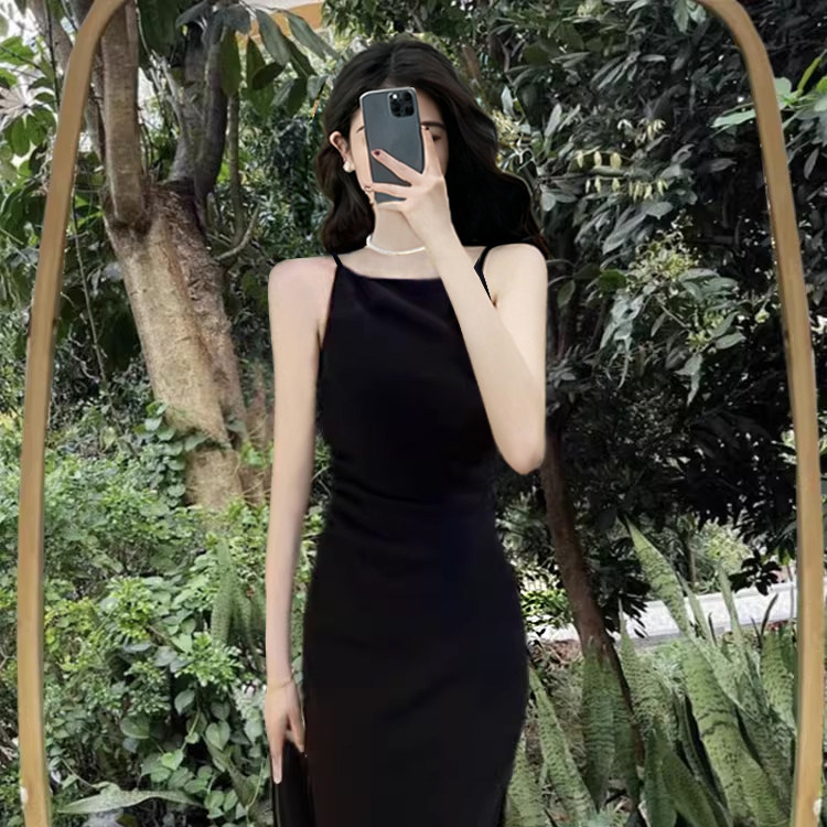 一字肩洋装女高级感白色