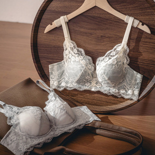 性感内衣小胸聚拢文胸收副乳聚拢防下垂法式 纯欲风蕾丝女胸罩套装