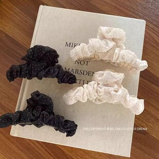 ins时尚小香新款黑白波点云朵抓夹女2025泡泡发夹盘发鲨鱼夹发饰