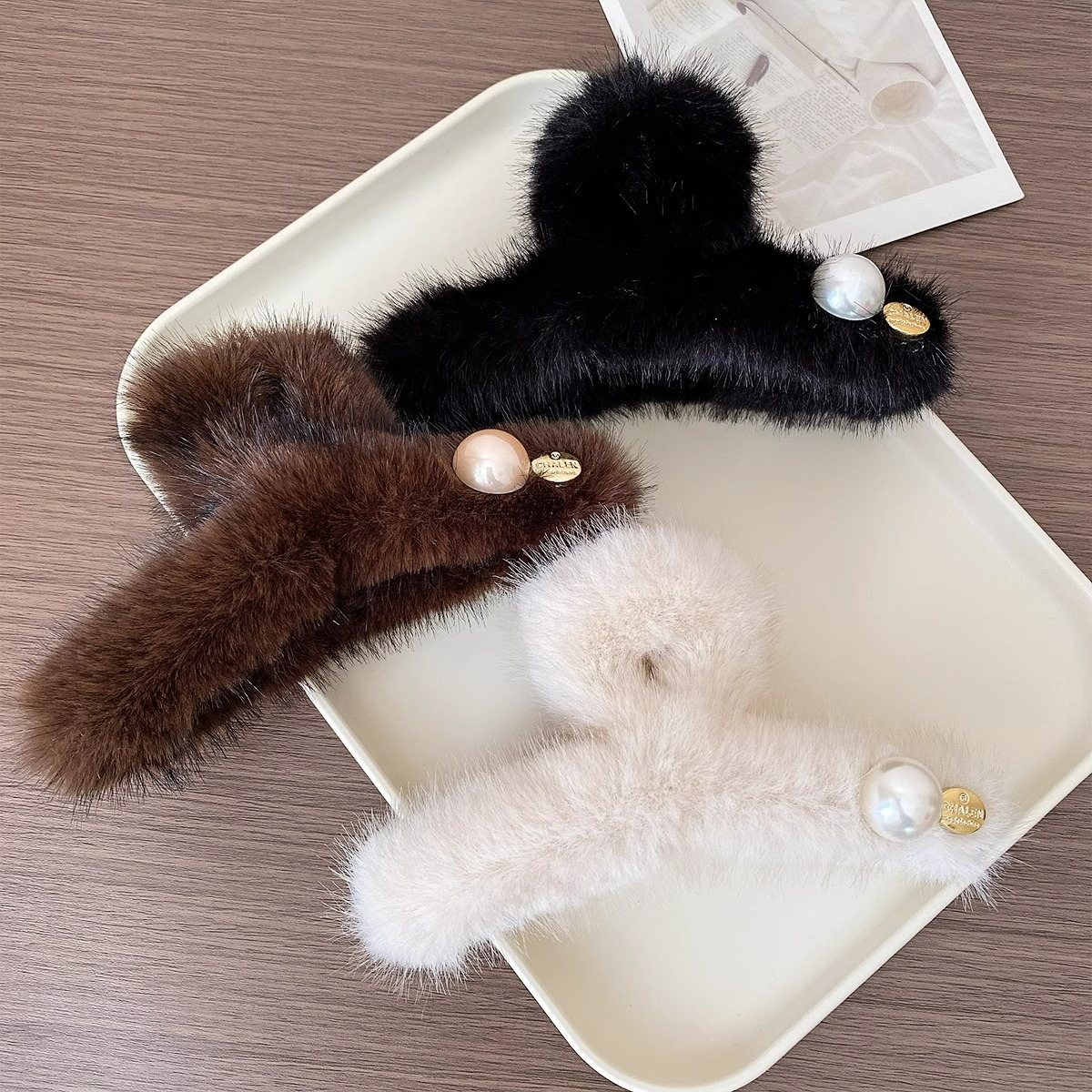 韩系毛毛抓夹女高级感新款秋冬毛绒发夹后脑勺大号鲨鱼夹发卡发饰,饰品/流行首饰/时尚饰品新,发饰,淘宝优惠券,粉丝福利购,淘宝优惠卷