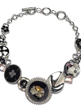 《落日珊瑚》黑色镶嵌花粉水晶情侣项链钛钢链条防掉色