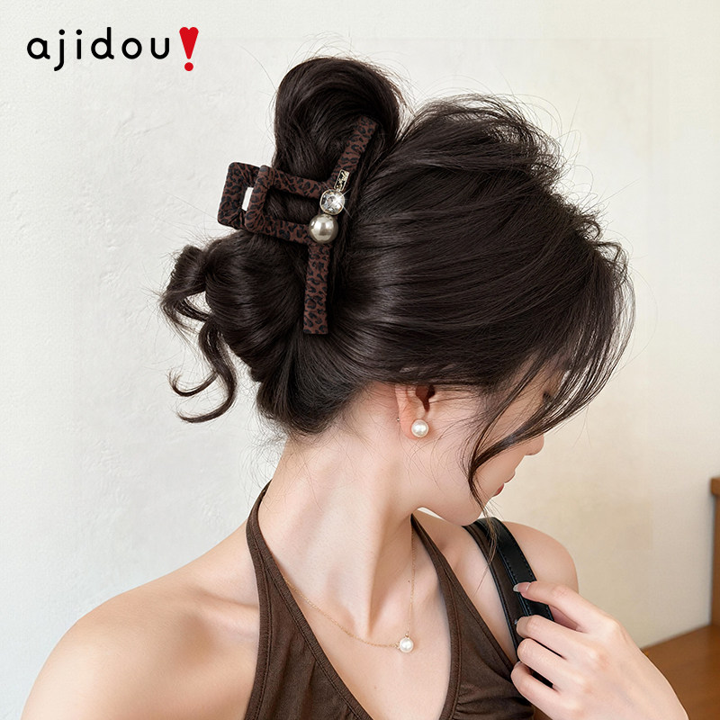阿吉豆AJIDOU抓夹女高级感大号豹纹鲨鱼夹时尚发夹后脑勺发饰头饰