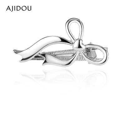 阿吉豆AJIDOU发饰女款时尚爱心蝴蝶结小众轻奢设计发夹鸭嘴夹饰品