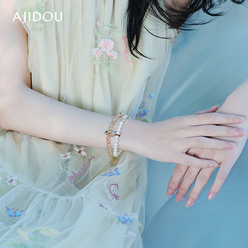 阿吉豆AJIDOU手链小众设计叠戴手串时尚休闲百搭手环珍珠水晶手饰