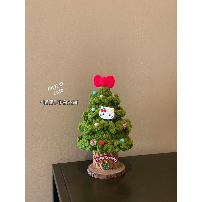 哈喽kitty圣诞树蝴蝶结