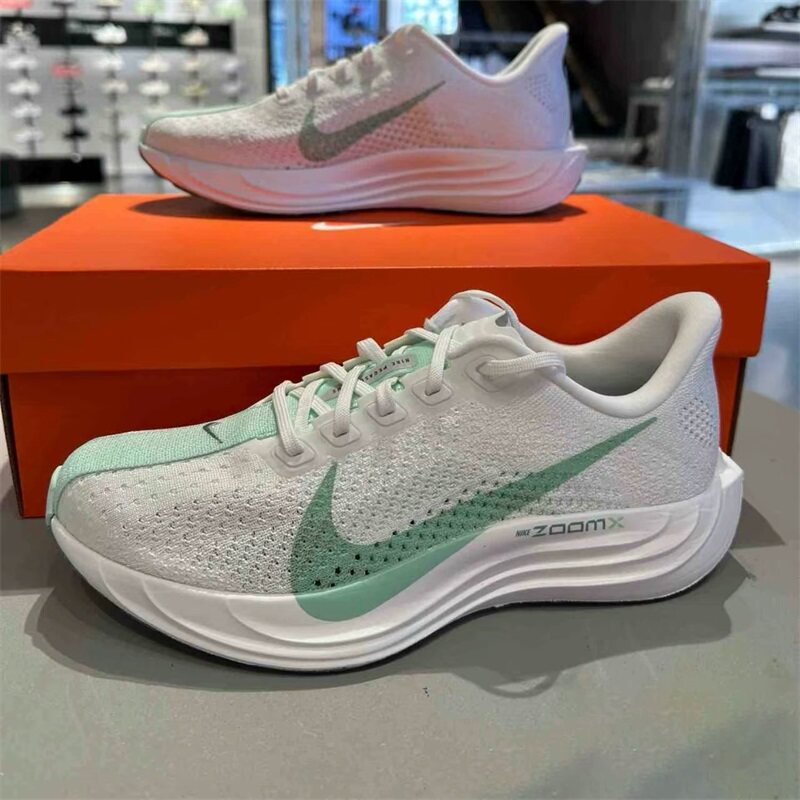 Nike耐克女鞋2025秋季新款超级飞马透气百搭运动跑步鞋FQ7261-103