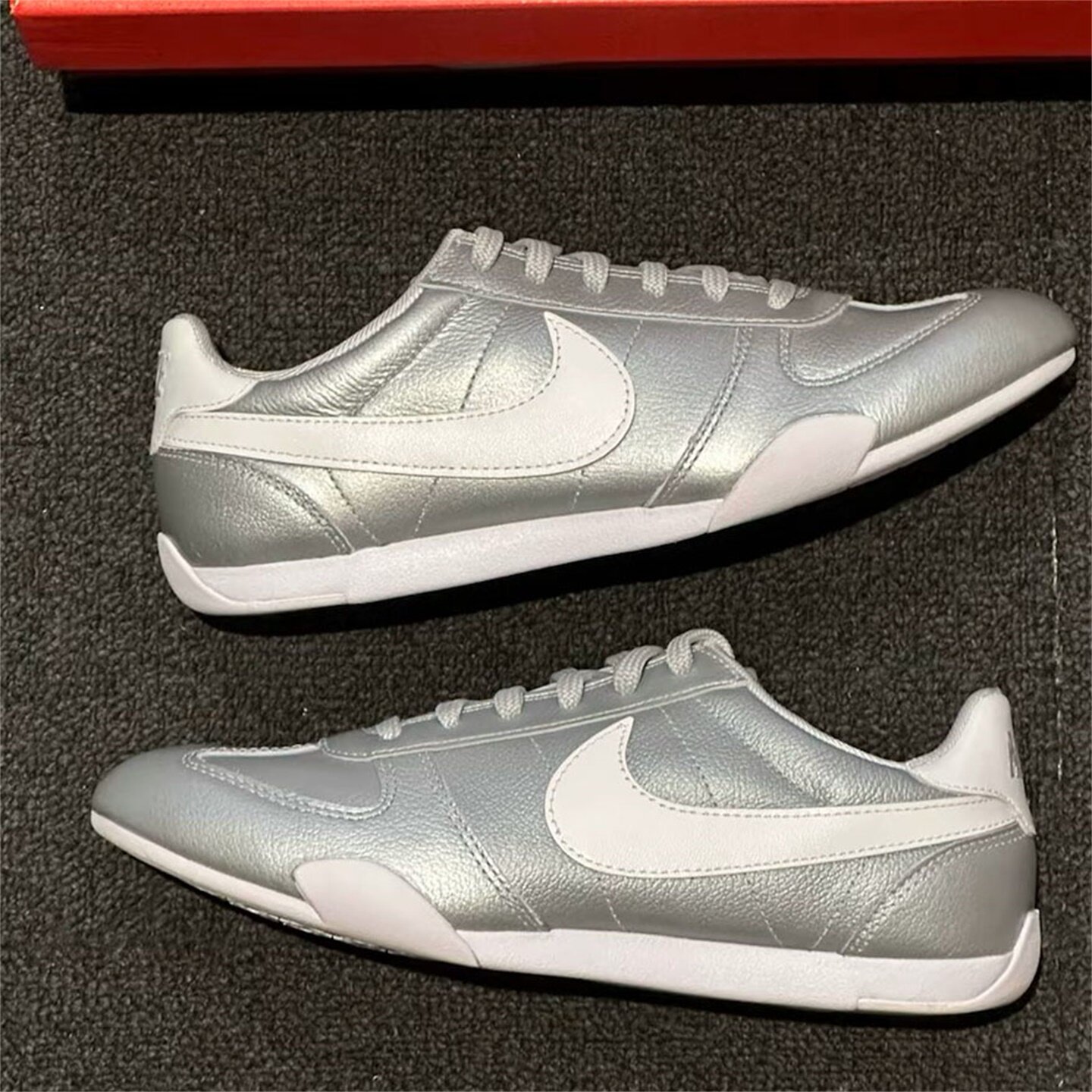 Nike耐克女款鞋子2026夏季新款舒适百搭低帮休闲阿甘鞋II6984-001