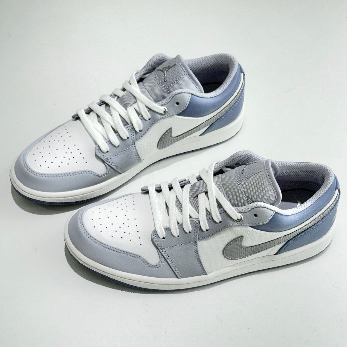 NiKe耐克男鞋子2026秋季新款JORDAN 1低帮休闲潮流板鞋IX5003-101