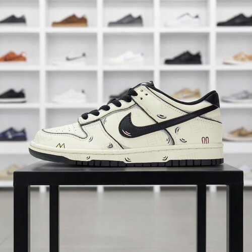 【球鞋定制】Nike耐克男女鞋子 稚气随笔 DUNK LOW 休闲百搭板鞋