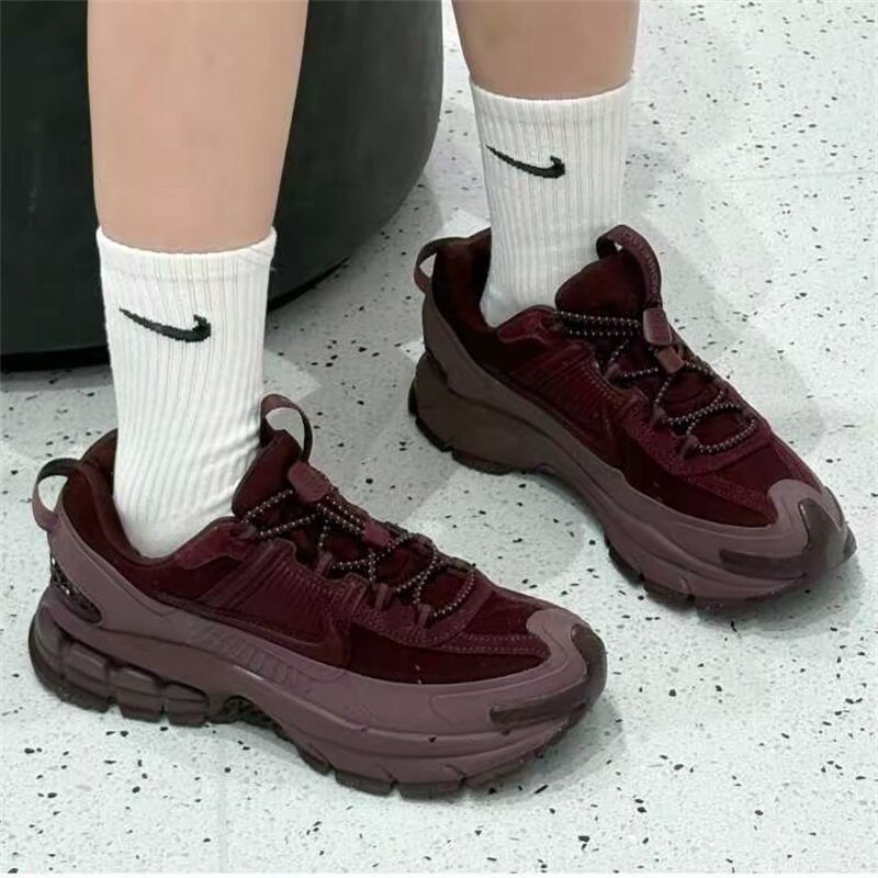 Nike耐克女款鞋子2025冬季新款低帮运动休闲舒适老爹鞋HQ2181-500