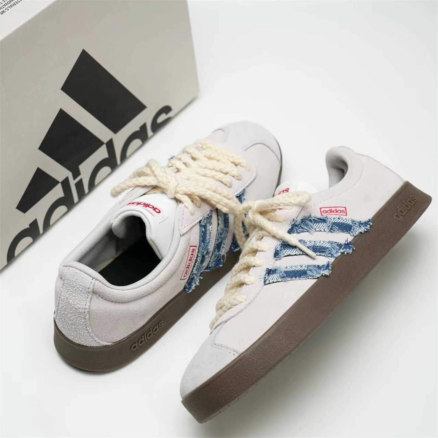 【球鞋定制】Adidas阿迪达斯男女鞋子 牛仔灰 潮流百搭低帮板鞋