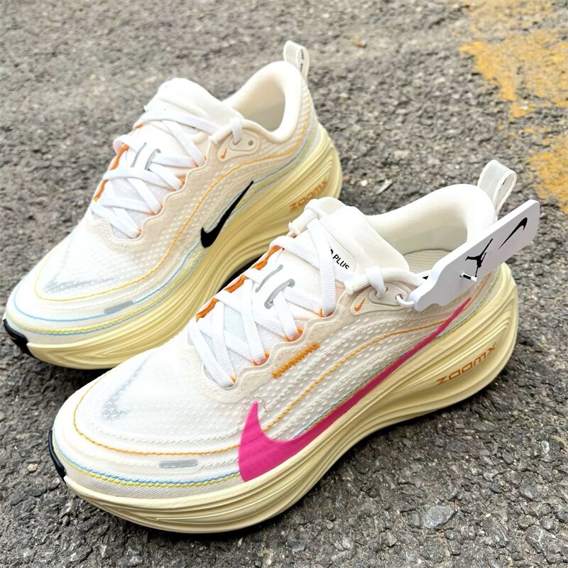 Nike耐克女款鞋子2026春季新款舒适运动软弹运动跑步鞋IQ1154-161
