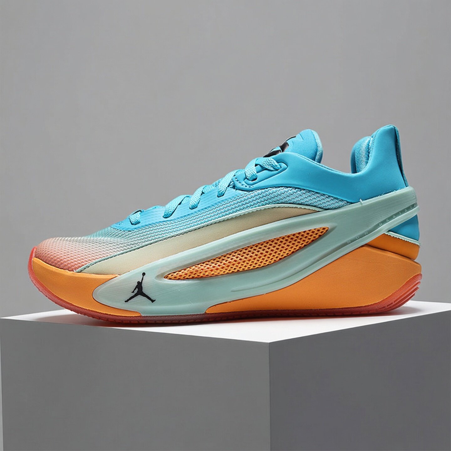 Nike耐克男鞋子2026夏季新款东契奇缓震透气实战篮球鞋IO5034-900
