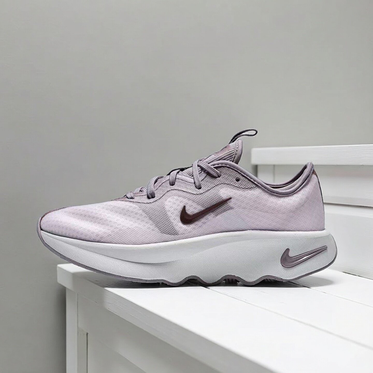 Nike耐克女鞋2026夏季新款舒适透气网面增高运动跑步鞋II7278-600