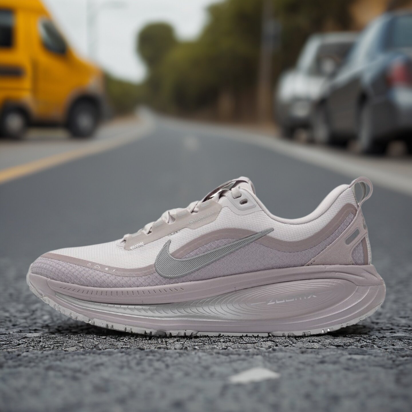 Nike耐克女鞋子2026冬季新款舒适运动软弹运动跑步鞋HQ7002-004