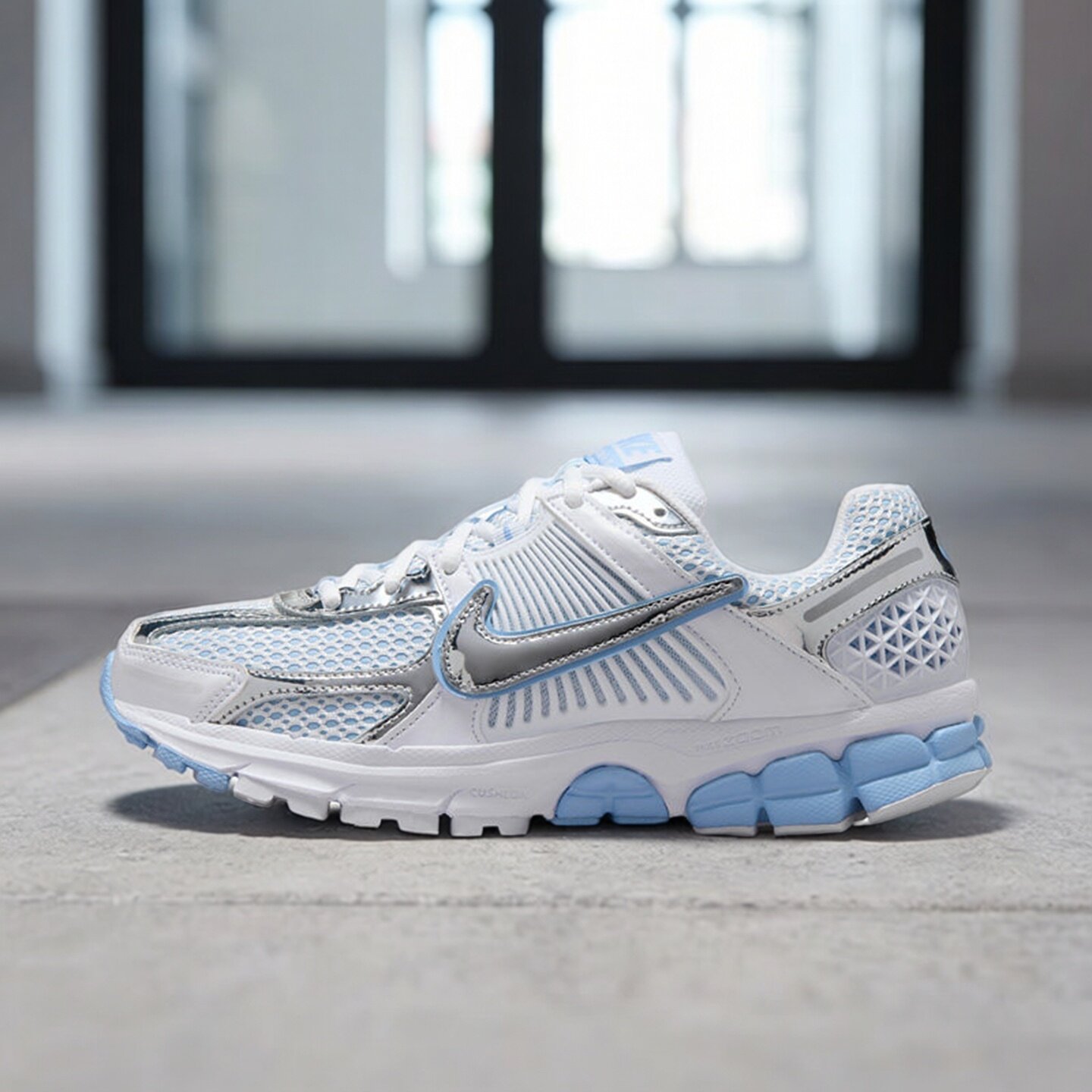 Nike耐克女鞋子2026秋季新款Zoom Vomero 5低帮老爹鞋IV4311-100