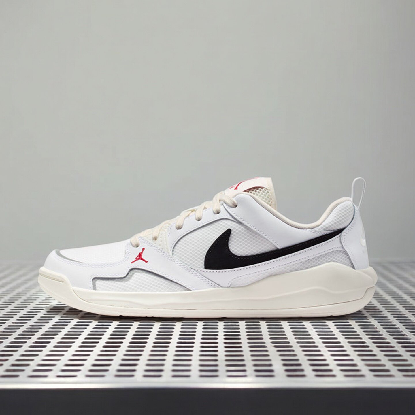 Nike耐克男款鞋子2026夏季新款JORDAN舒适百搭休闲板鞋IR7568-101