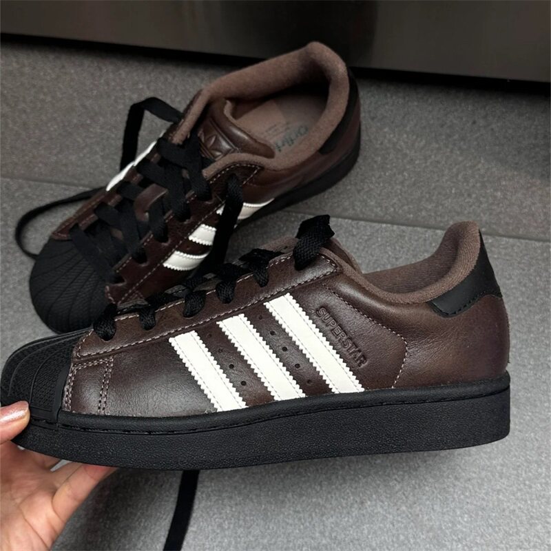 阿迪达斯三叶草男女款鞋子2026春季新款贝壳头百搭潮流板鞋KI3569