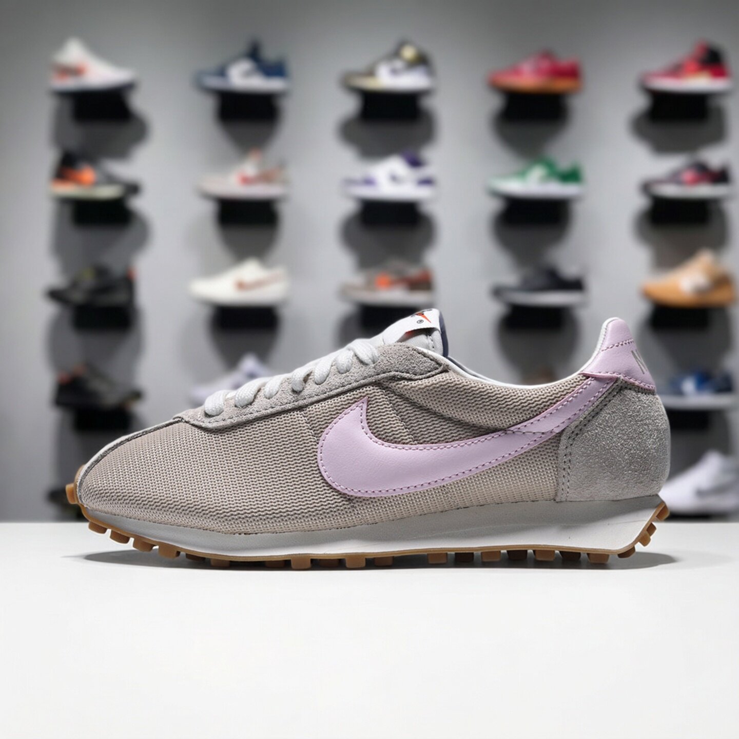 Nike耐克女款鞋子2026秋季新款舒适百搭低帮休闲阿甘鞋HF3227-201