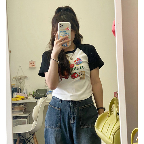 短袖t恤女修身微胖女孩穿搭