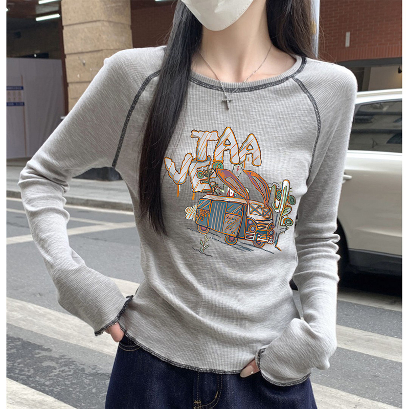 春秋长袖女t恤修身圆领打底衫