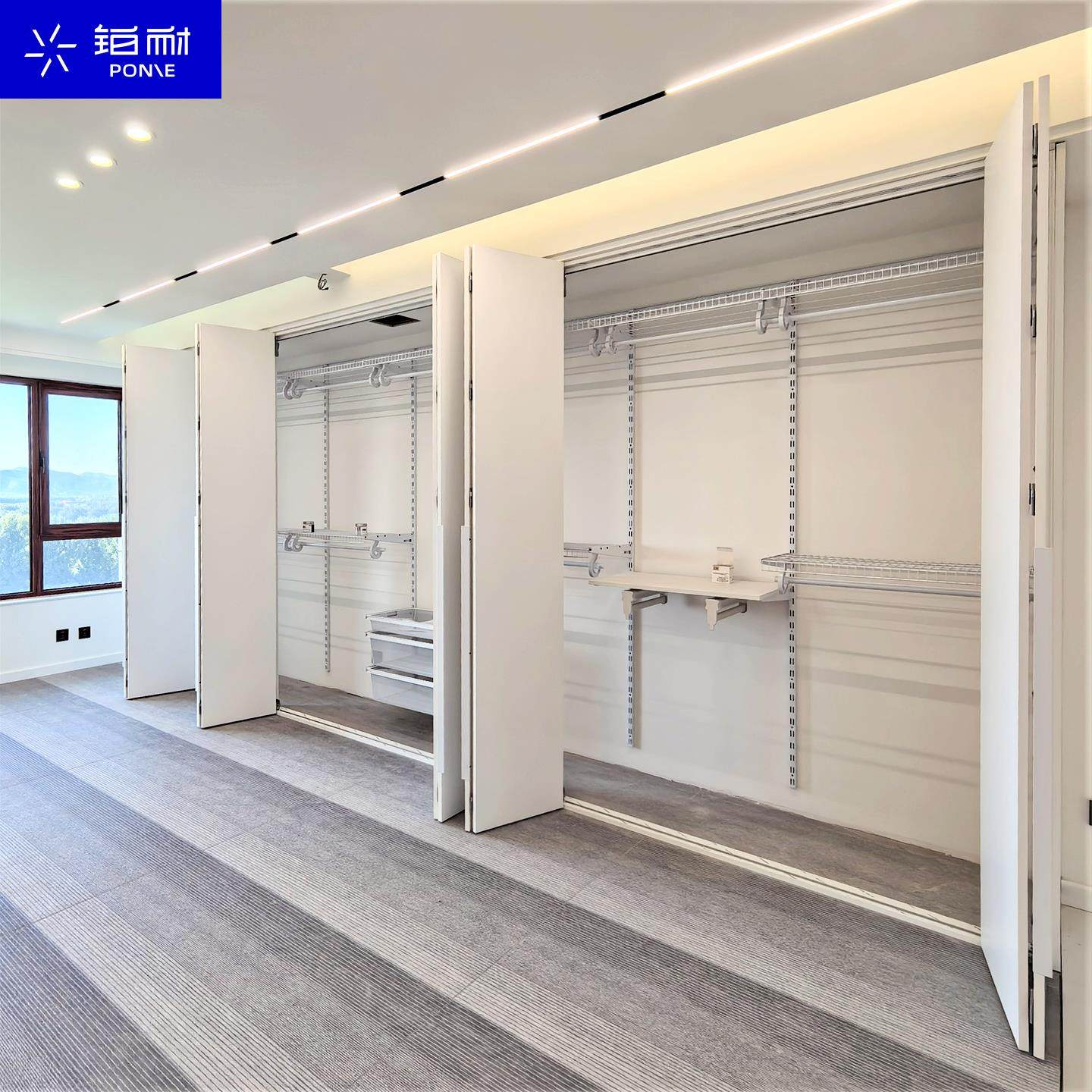 金属衣柜框架铁艺钢架铂耐衣帽间上墙衣架五金配件简易组装家用