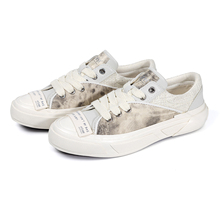 VTVN月光系列国风设计低帮女白色系带休闲板鞋潮流百搭小白鞋